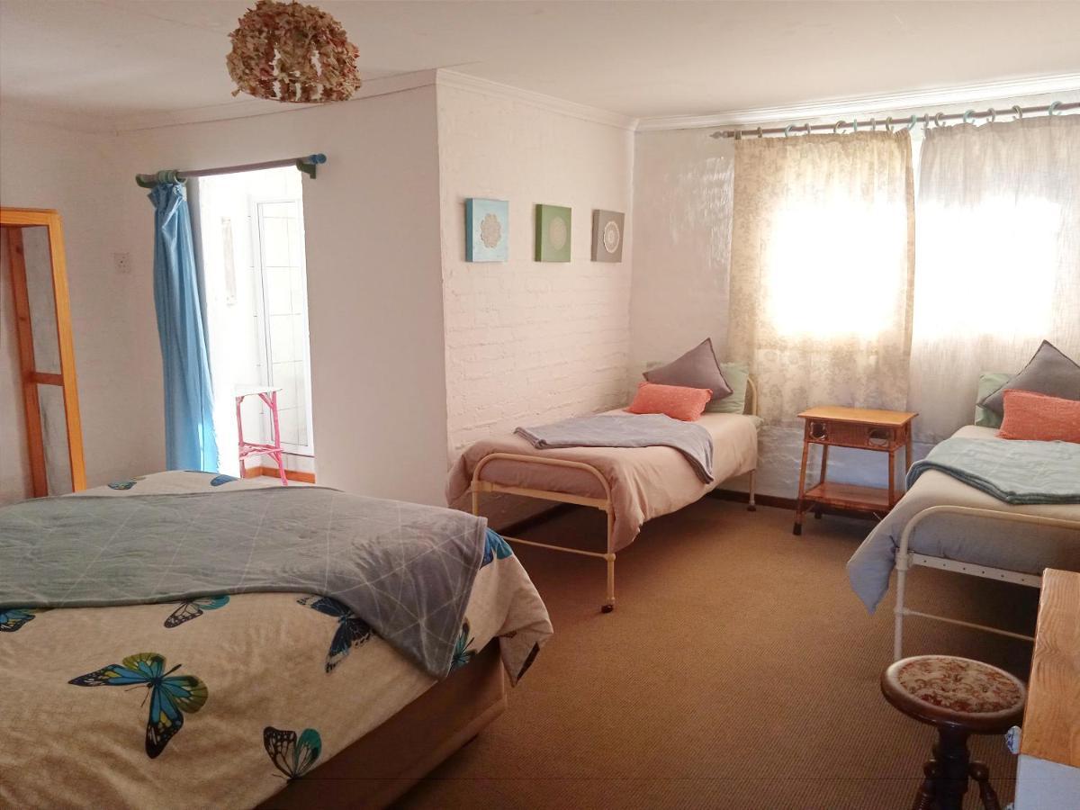Rheola'S Guest Cottage Harrismith Exterior photo